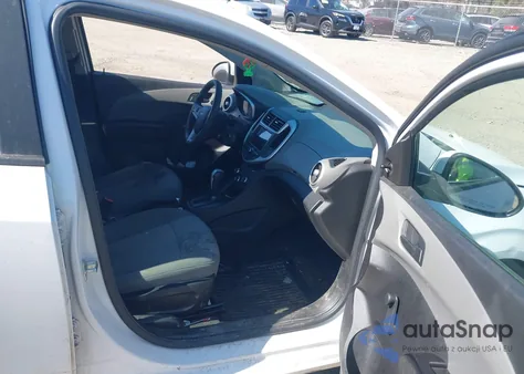 2019 Chevrolet Sonic Lt Auto from USA, damaged, VIN 1G1JG6SB8K4111367